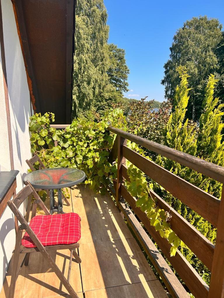 Przystan Kapitanat Apartment Шчечинек Екстериор снимка